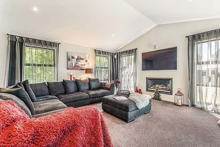 13 Angelus Avenue Richmond_16