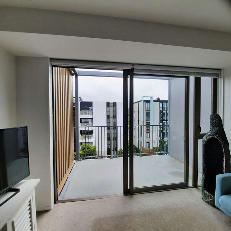 412/4 Bluegrey Avenue Stonefields_4