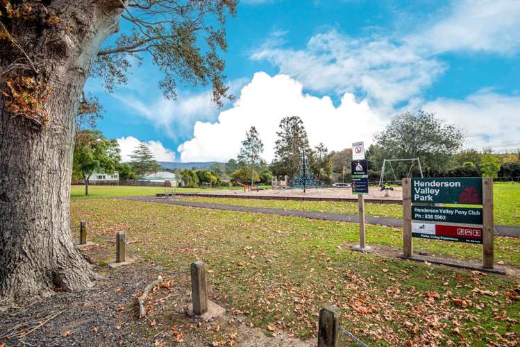 170 Henderson Valley Road Henderson_6