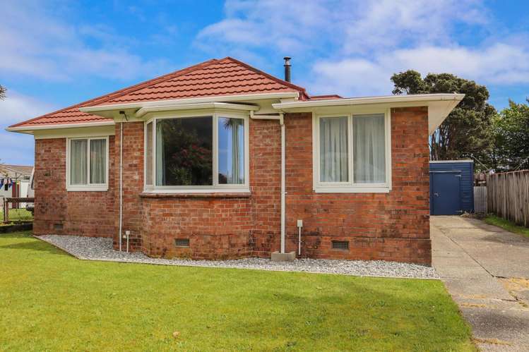 38 Firth Street Cobden_36