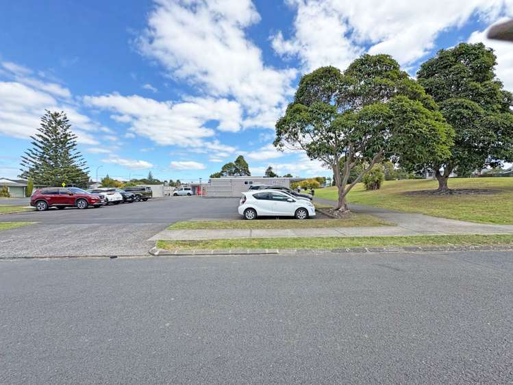 114 Reeves Road Pakuranga_10