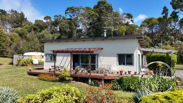 Holiday Haven on the Hill