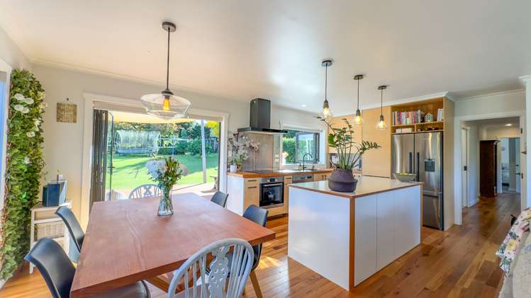 11 Mangotahi Road Thames_5