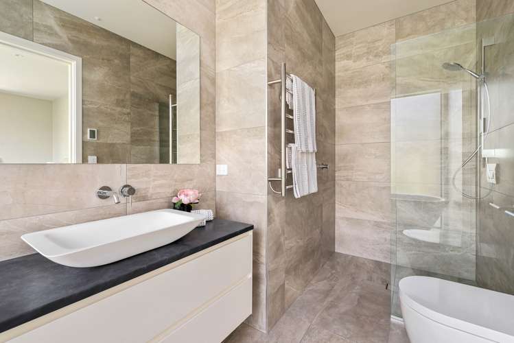 12 Falconer Rise Jacks Point_15