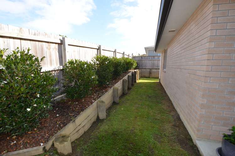 9a Cross Street Drury_13