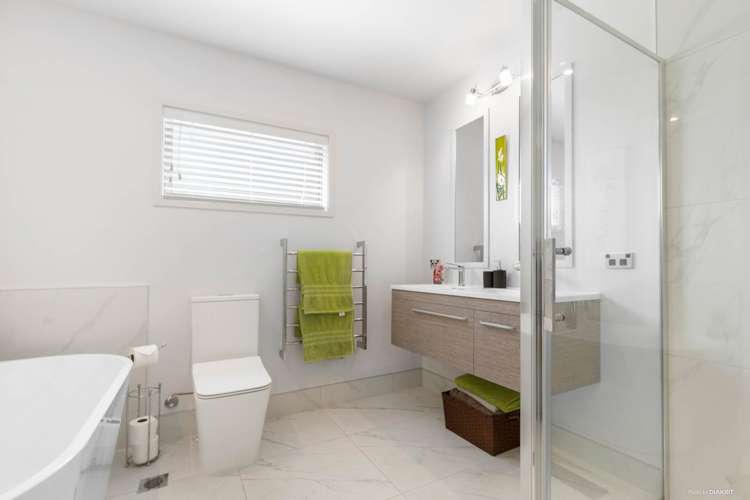 10 The Knoll Greenhithe_15