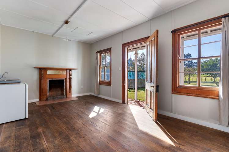 1322 Lake Ferry Road Martinborough_29