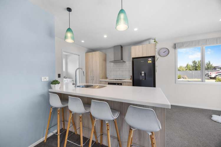 8 Pennycook Place Lake Hawea_3