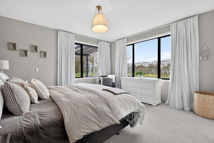 9/239 Lake Ferry Road Martinborough_13
