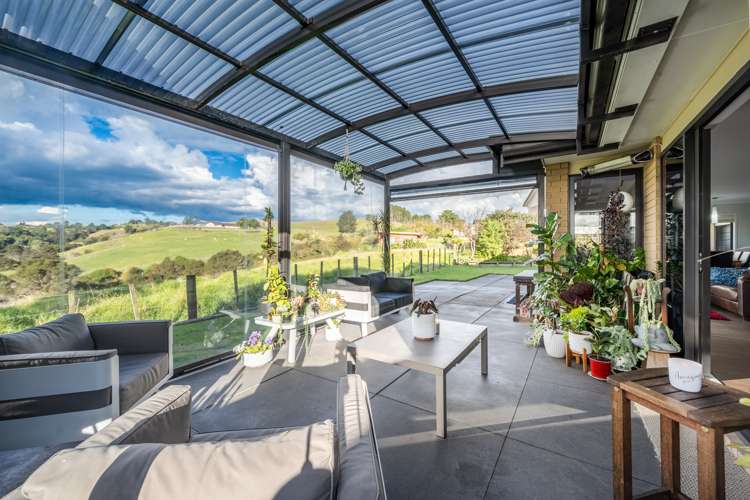 6 Bendemeer Place Flat Bush_25