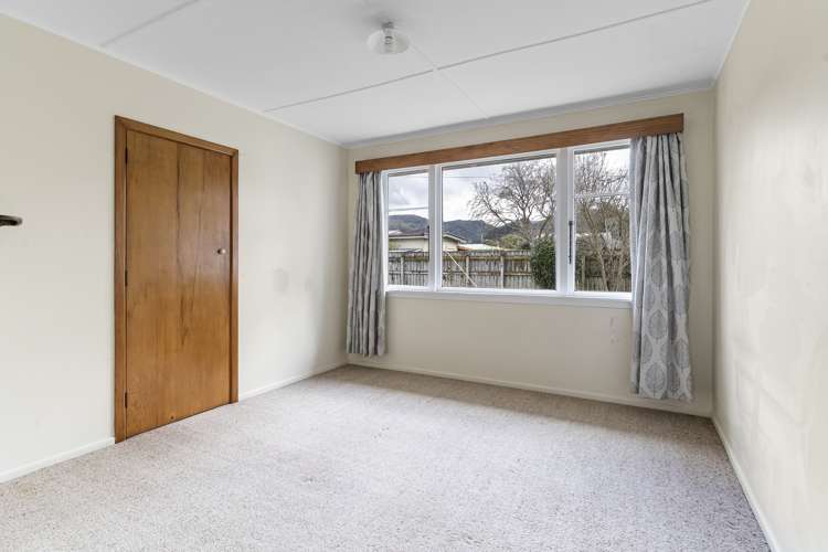 6 Tait Crescent Featherston_10