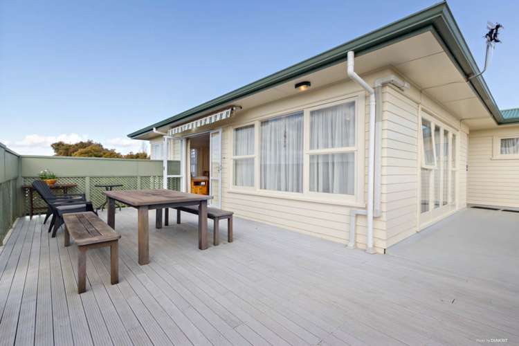 16 Letterkenny Place Blockhouse Bay_3