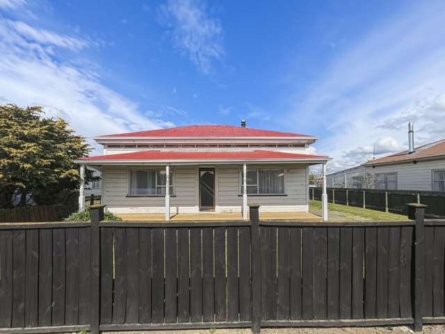 DANNEVIRKE - THREE BEDROOM