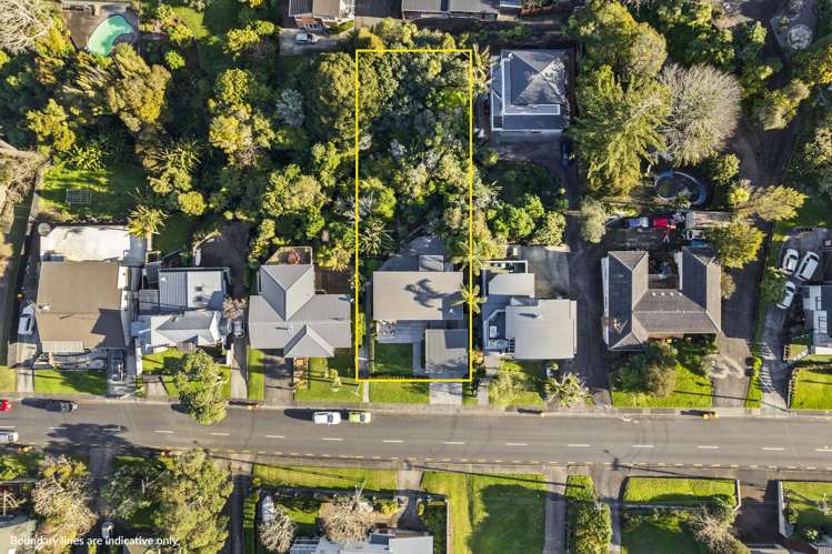 15 Beach Road Mellons Bay_26