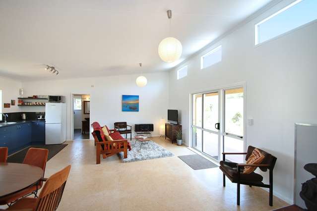 527 Ruapuke Road Raglan_4