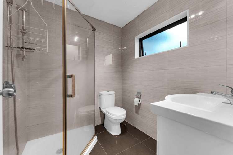 73C Robert Skelton Place Clendon Park_16