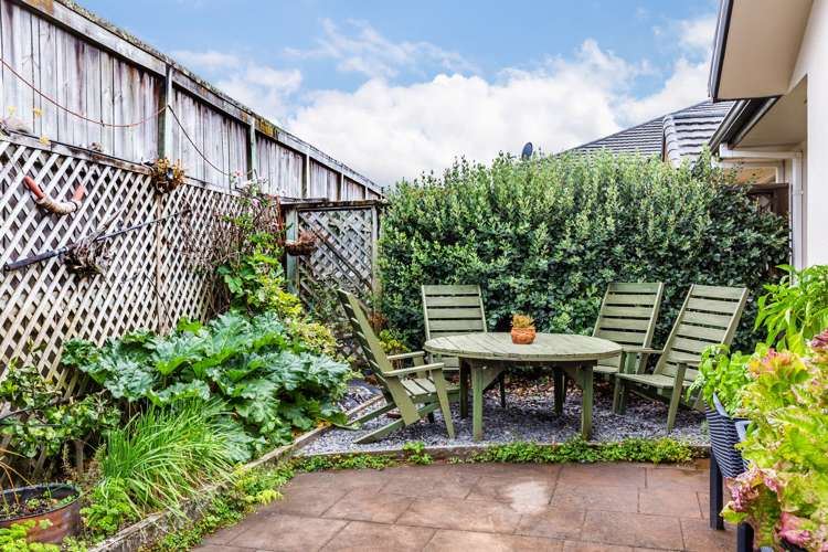 22 Lakeridge Close Rangatira Park_17