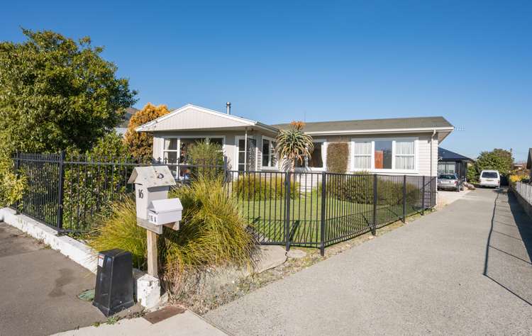 16 Sutton Street Richmond_16