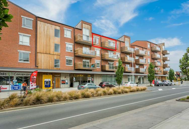 303B/160 Hobsonville Point Road_0