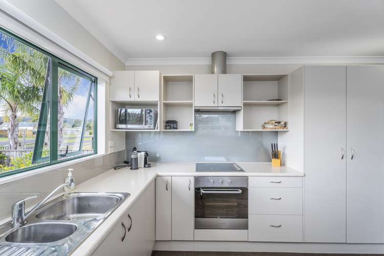 36 Charles Green Drive Cooks Beach_7