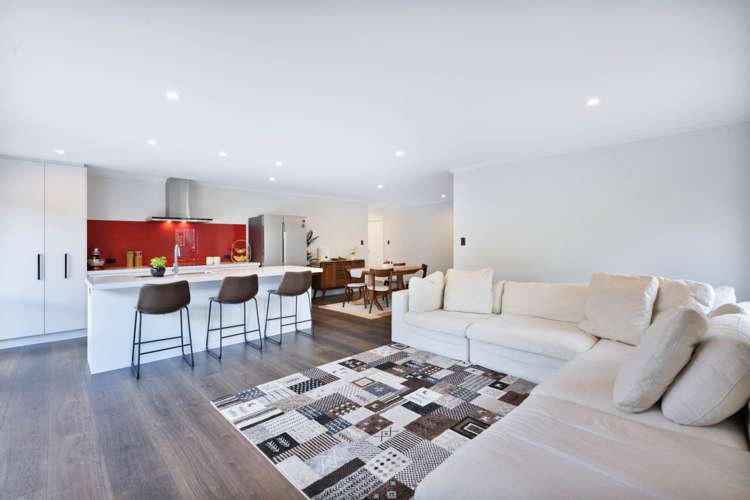 8 Papa Orchard Drive Kumeu_10