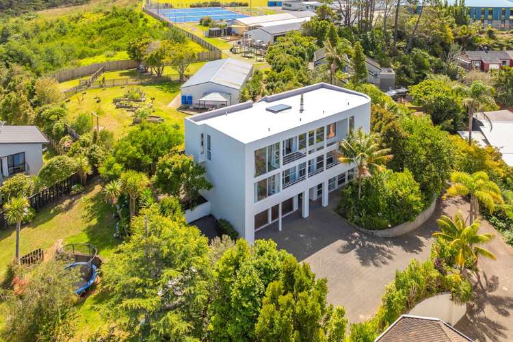 2/36 King Richard Place Browns Bay_21