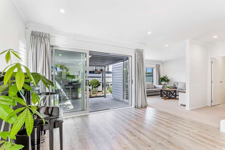 7 Peihana Road Hobsonville_6