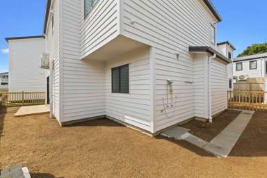 4/68 Maplesden Drive_2