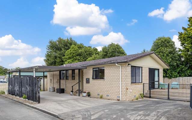 FREEHOLD - Brick Home