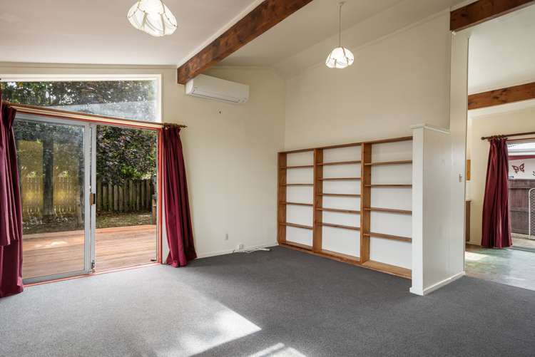 84 Pasadena Crescent Totara Park_9