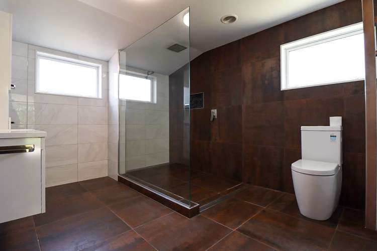 37 Guy Street Dannevirke_16