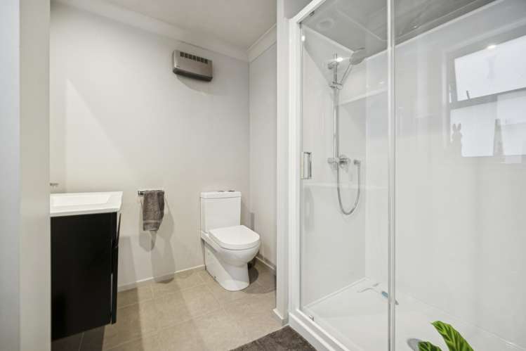 15 George Street Stokes Valley_10