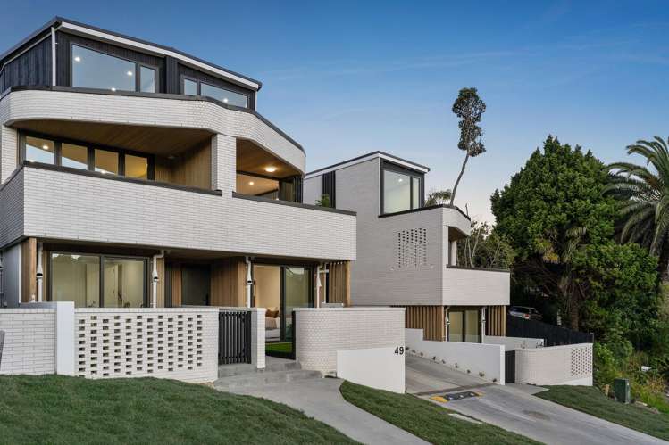 2/49 Stredwick Drive Torbay_18