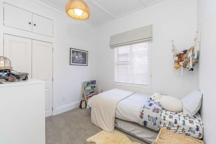 8 Pine Street Mount Eden_10