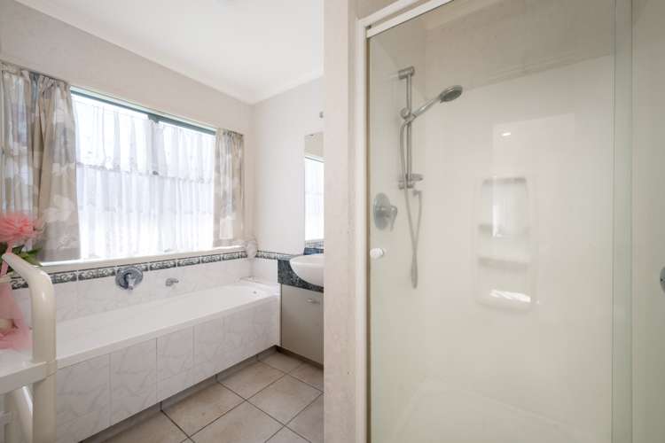 1 Atworth Way Pakuranga Heights_18