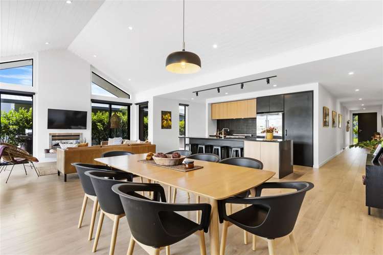 109 Motu Iti Pauanui_8