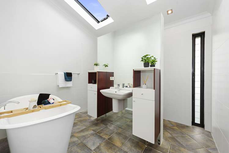 444 Hukanui Road Rototuna_14