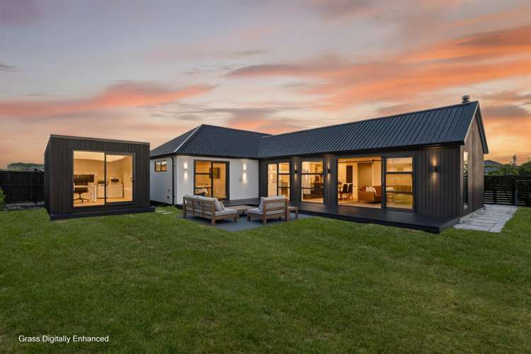 85 Oaks Drive Lincoln_24