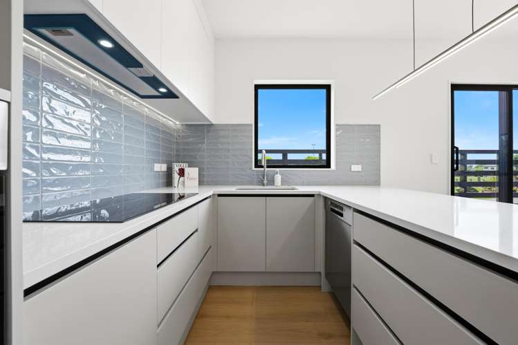 3/18 Albert Road Kelston_36