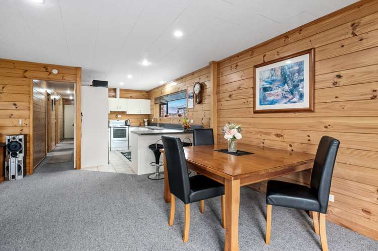 10 Heaphy Place Pukehangi_8