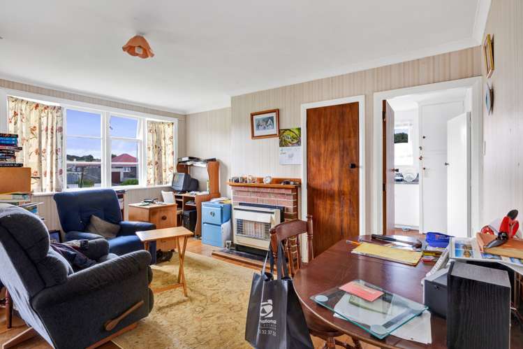 183 Egmont Street Patea_12