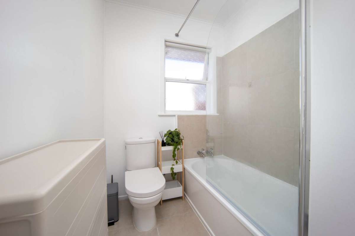 3/182 Carrington Road_4