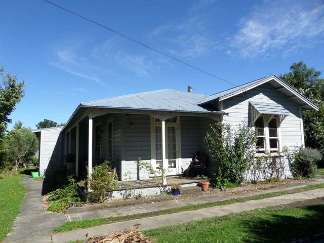 20 Ludlam Street Featherston_1