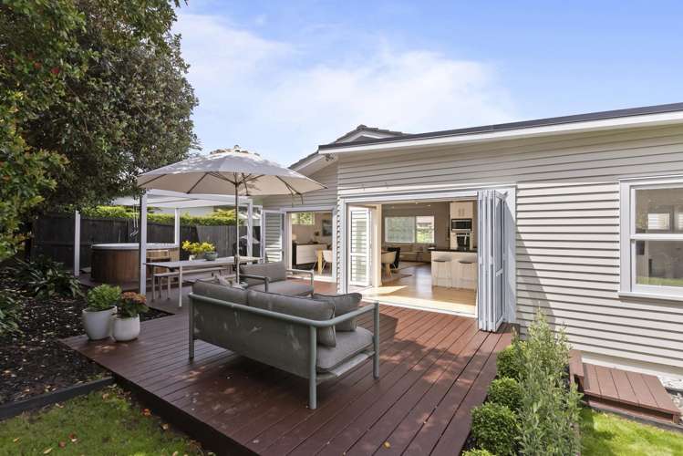 25 Imatra Place Sunnyhills_37