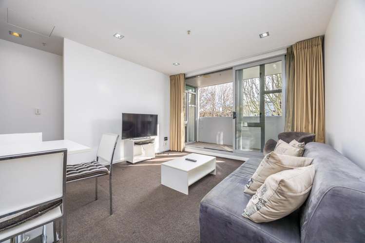 2M/14 Upper Queen Street Auckland Central_0