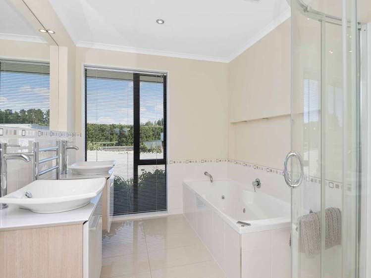 1909 South Eyre Road West Eyreton_13