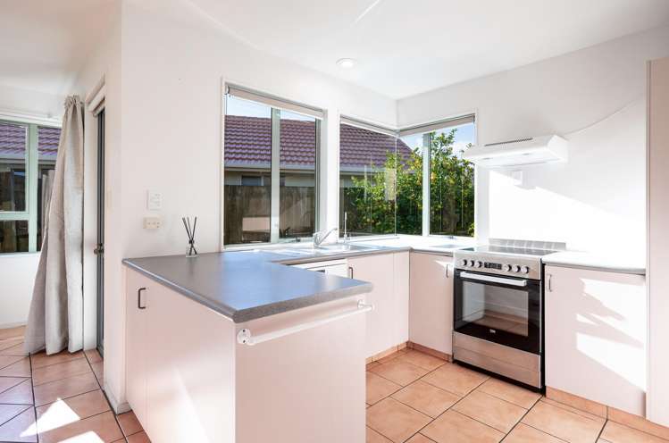 85 Kingsford Drive Stoke_5