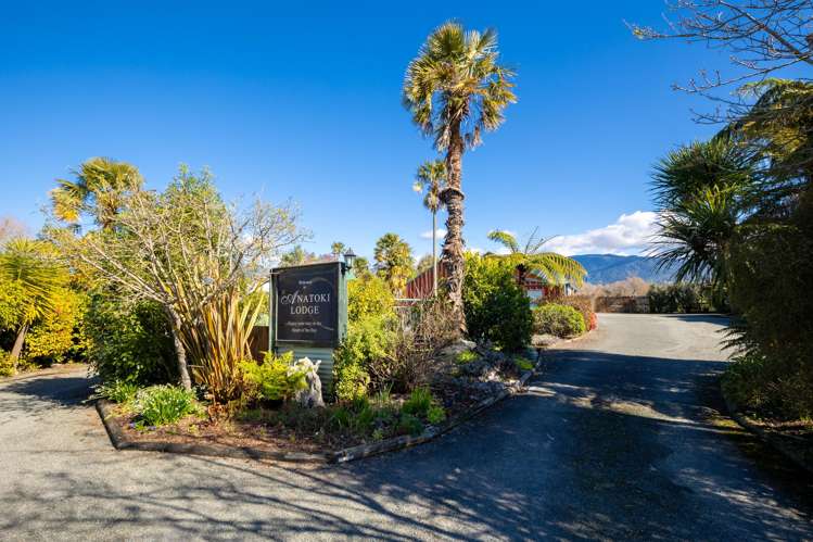 87 Commercial Street Takaka_37