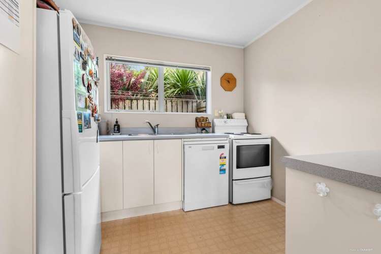 130g Lakeside Drive Orewa_6