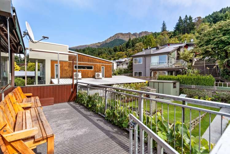 77 Thompson Street Queenstown_19